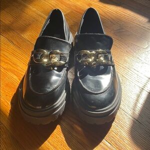 Steve Madden Chunky Loafers w Gold Chain